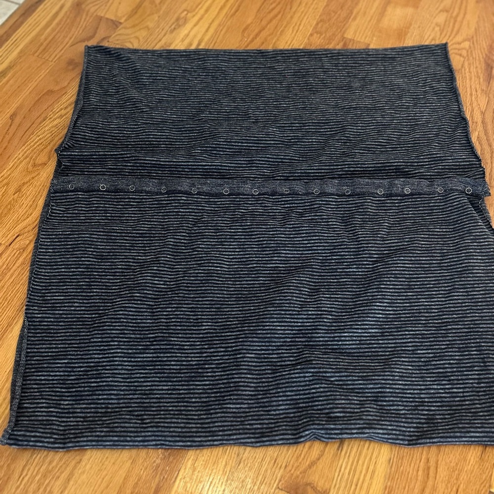 Lululemon Athletica Charcoal and Black Striped Scarf